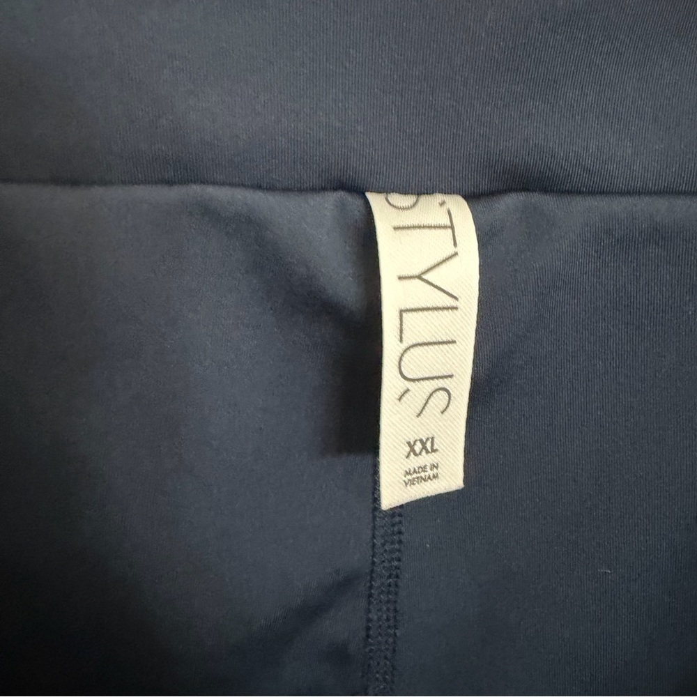 STYLUS Navy Performance Skort - Picture 6 of 6